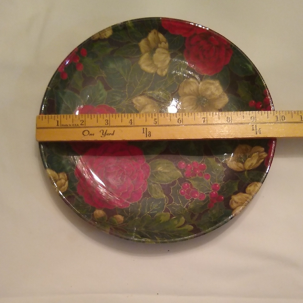 Floral Holiday Decor Plate Set - Picture 4 of 6